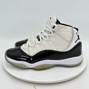 Nike Air Jordan 11 Mid Concord Youth Size 6.5Y Women 8 378038-100 White Shoes